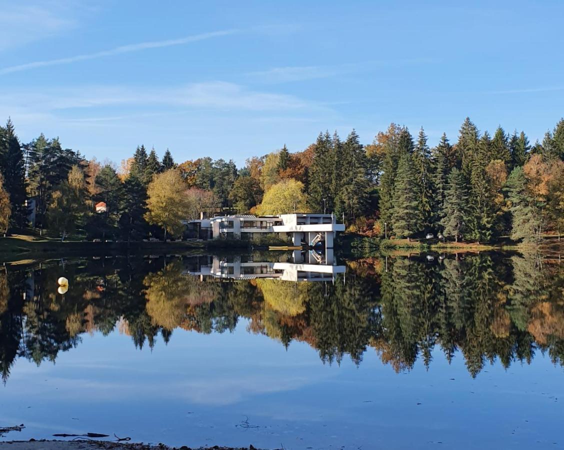 Hotel Vvf Eden Lake Égletons Εξωτερικό φωτογραφία