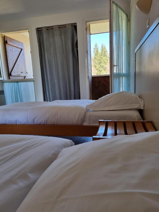 Hotel Vvf Eden Lake Égletons Εξωτερικό φωτογραφία